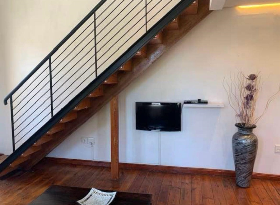 To Let 1 Bedroom Property for Rent in Woodstock Western Cape